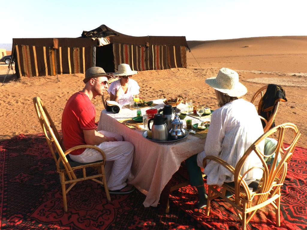 Bed and Breakfast Dar Paru M'Hamid El Ghizlane Exterior foto
