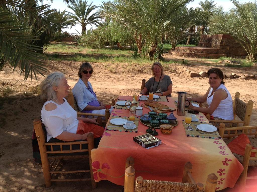 Bed and Breakfast Dar Paru M'Hamid El Ghizlane Exterior foto
